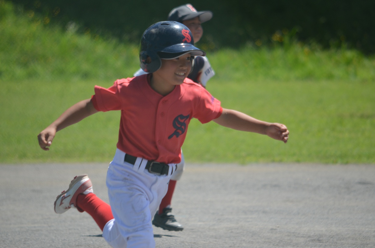 
サヨナラヒットで優勝ーーー！　今日はサヨナラヒットを含む2安打5打点！　ナイスバッティングでした！
