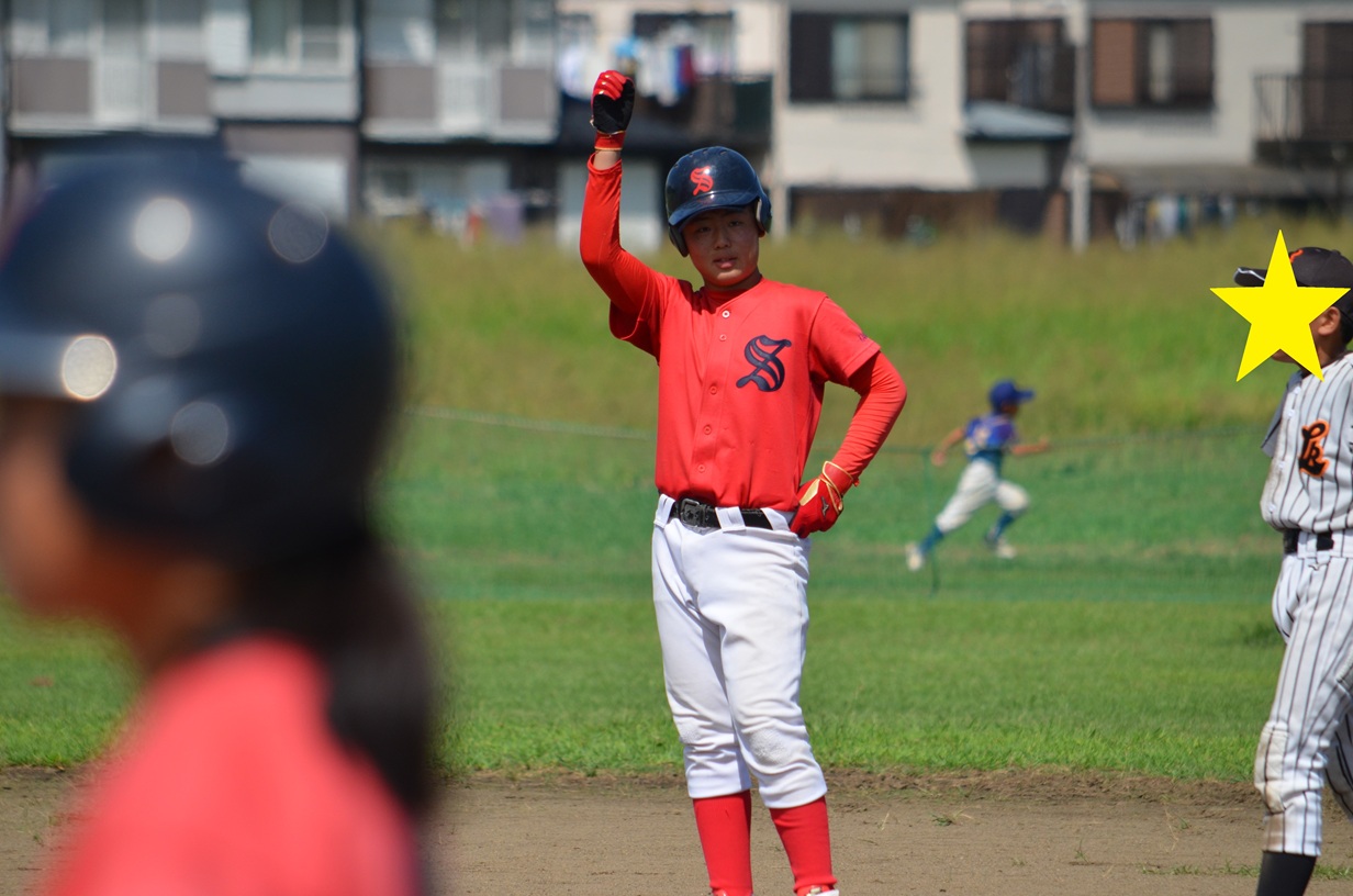 
逆転の2点タイムリー！　さすが4番、ここぞという場面でしっかり打ってくれましたね！　ナイスバッティングでした！
