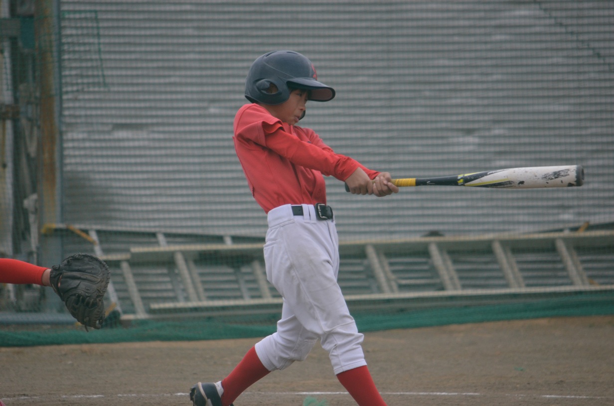 
2安打2打点！　ナイスバッティングでした！　来年もガンガン打っていきましょー！
