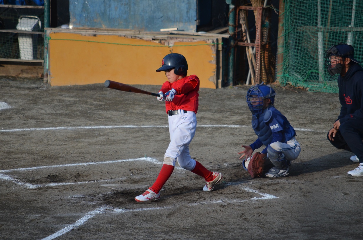 
ナイスバッティングでタイムリーヒット炸裂！　今日は1番光ってましたね！
