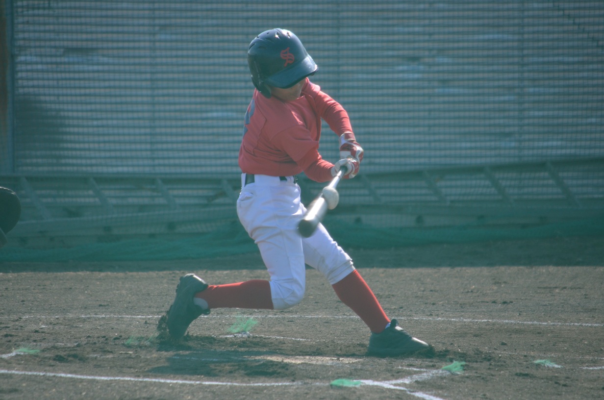 
しっかり捉えてスリーベースヒット炸裂！　ナイスバッティングでした！
