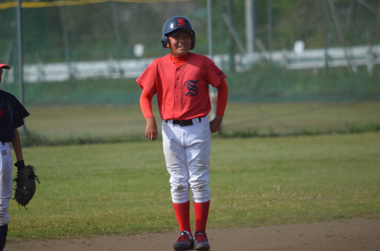 
チョット調子を落としてたけど、この試合はマルチヒット！　ここからまた上げて行けそうですね！　ナイスバッティングでした！
